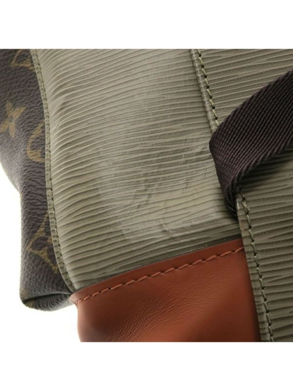 Louis Vuitton Epi Christopher Mm Backpack - Picture 6 of 9
